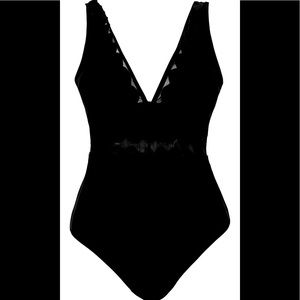 Cupshe XL womens black bathing suit with mesh